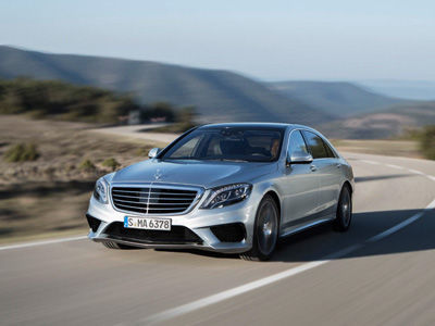 2014 Mercedes-Benz S63 AMG breaks cover